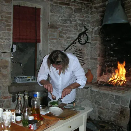 Stone Town B&B 시베니크