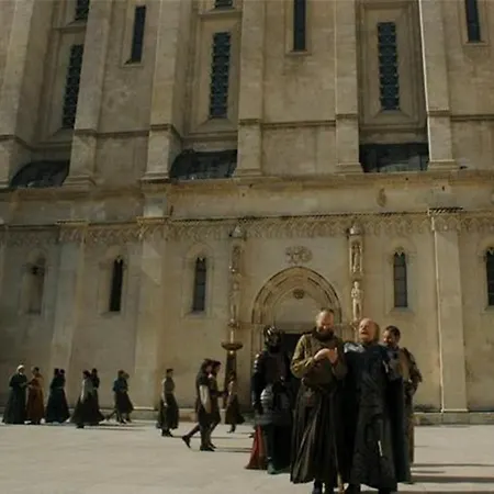 Stone Town 3* 시베니크